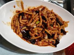 -辛香味烧鱼馆·非遗技艺·排骨红烧肉(光谷医药园店)