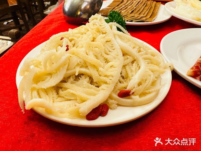 山城年华老火锅(玉林店)图片