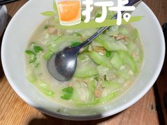 -费大厨辣椒炒肉(万家丽一店)