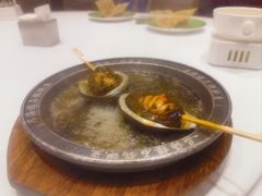 石锅大鲍鱼-品海楼·大连海胆锅贴馆(东港店)