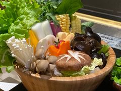 -湊湊火锅·茶憩(打浦桥日月光店)