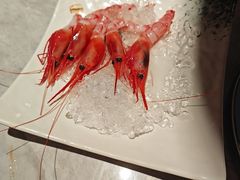 -雍容荟帝王蟹活龙虾展台自助(IFS黑金店)