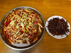 -邱金小炒·30 年盐帮江湖菜(自贡店)