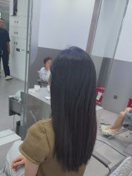 -首脑美发沙龙