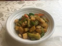 东北地三鲜-金良酸菜鱼(宁海路总店)