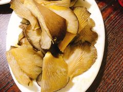 烤蘑菇-韩风烤牛肉冷面店