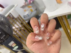 -尤米一站式美甲美睫