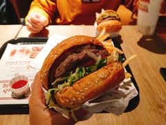 -The Habit Burger Grill 哈比特汉堡(复兴soho店)