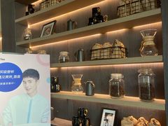 -瑞幸咖啡(宝华国际广场店)