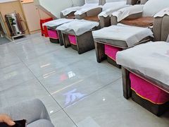 -郑远元专业修脚房(百花三路店)