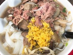 -潮镇老尾牛杂(环城西路店)