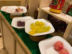 -大中华希尔顿酒店-念自助餐·嗨啤·小龙虾