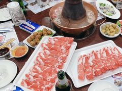 -楼外楼大刀肉传统火锅居(幸福街店)