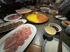 -小天鹅火锅·一线江景洪鼎旗舰店(洪崖洞店)