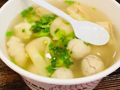 -手劲鱼丸馄饨铺(哈一百店)