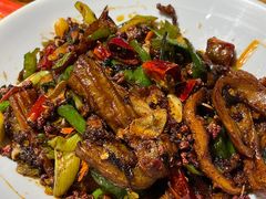 -柴窝堡22号辣子鸡·传承新疆菜