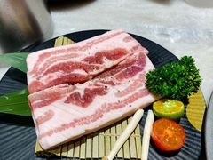 厚切五花肉-韩宫宴炭火烤肉(印象城店)