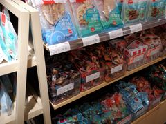 零售区-良品铺子(白云新世界店)