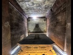 -明蜀王陵(地铁站)