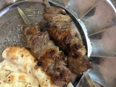 -烤肉小伙烤肉店