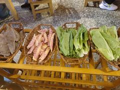 -阿婆情腊排骨火锅(金虹路店)