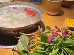 -吃饭皇帝大(长宁龙之梦店)