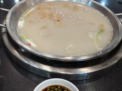 -老来福·非遗酸汤兔(凯旋路店)