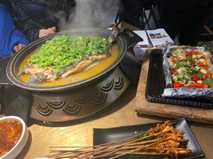 -吞鱼兽麻辣烤鱼(万达店)