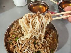 -正宗杨记普洱酸醋米线(总店)