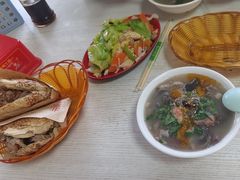-洪峰浩老北京烧饼夹肉(角门路店)