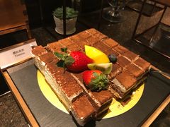 -广州花园酒店-凌璇阁360度高空海鲜自助餐CAROUSEL