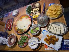 -洱火云南酸菜牛肉火锅(石景山当代商城店)