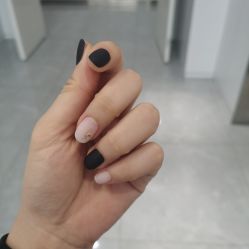 -Momo nail 日系美甲