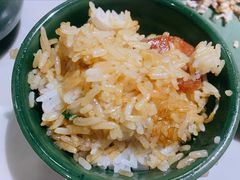 广式腊味煲仔饭-狐狸爱上椰子鸡(滨江星光大道店)