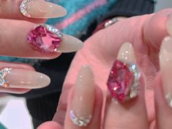 -LISSOM莉森 Nail ·美甲美睫原创定制店