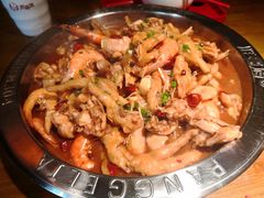 牛蛙煲-胖哥俩肉蟹煲(来福士店)