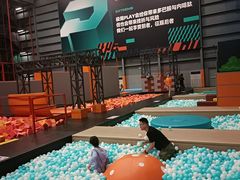 -极限PLAY运动娱乐新世界·团建派对潮玩休闲馆·室内蹦极高空游乐园