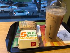 板烧鸡腿堡麦乐鸡餐-麦当劳(龙洞店)