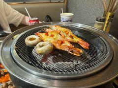 -围炉肉舍•炭烤活鳗•丹东海鲜烤肉(步行街店)