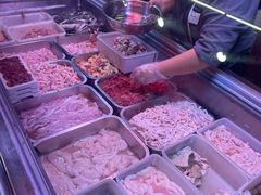 -周良天山牛杂城(天山路总店)