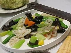 -粤小馆(天安云谷店)