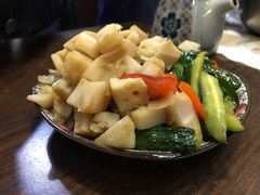 -内蒙焖面大盆骨餐馆(山大路店)
