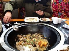-山妹子铁锅炖