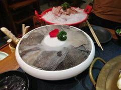 -沸炉重庆老火锅(军事博物馆店)