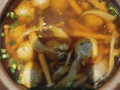 -有红鸡毛店·川菜(建设路店)