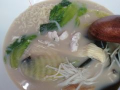 -麻小劲菌汤麻辣烫(体育西路店)