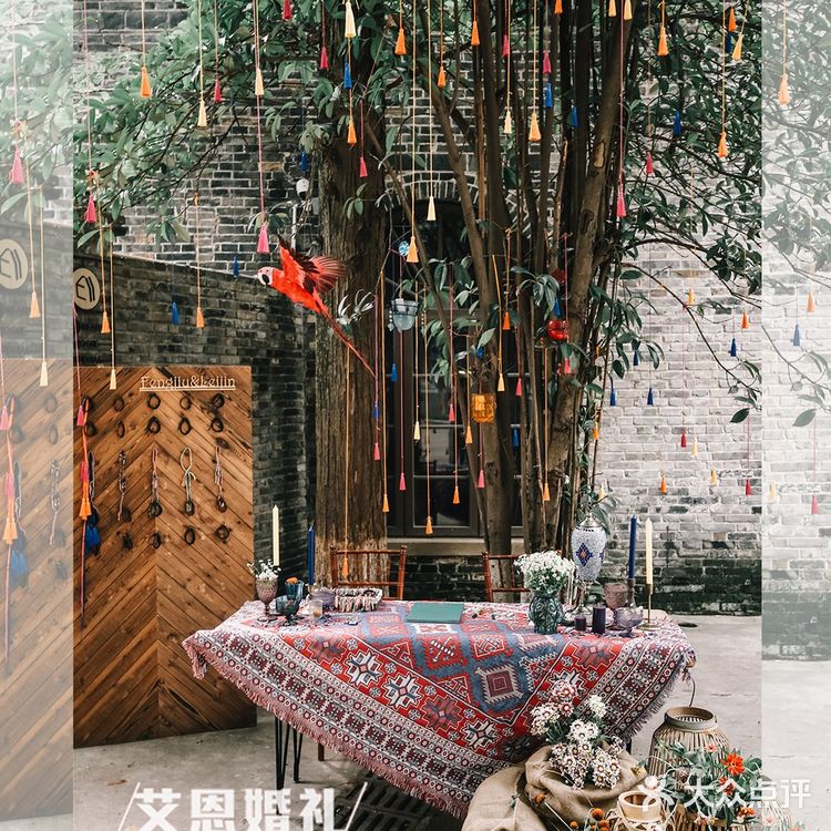 民族风女孩入 | 热烈繁复的古苗河风情婚礼