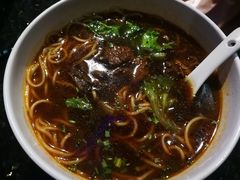 音杰BUBBLEの牛肉面-泡沫BUbbLE量贩式KTV(金沙江路店)