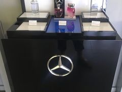-奔驰上海利星(七宝店)