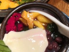 -云海肴·汽锅鸡·云南菜(天山百盛优客店)